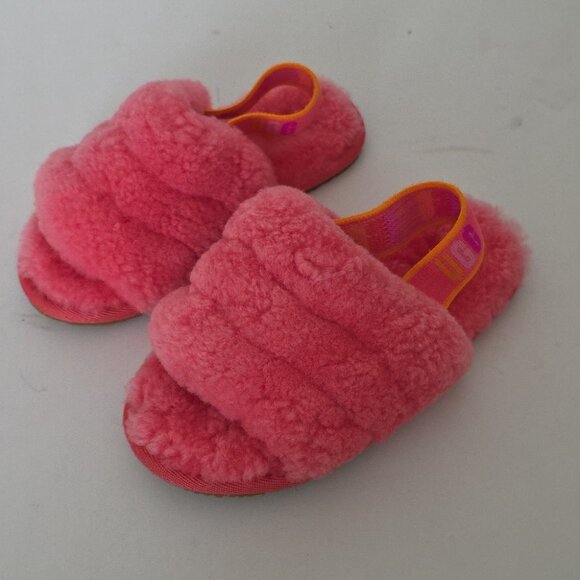 UGG | Fluff Yeah slides Slippers Pink Shearling Girls Sz 10 - Picture 2 of 4